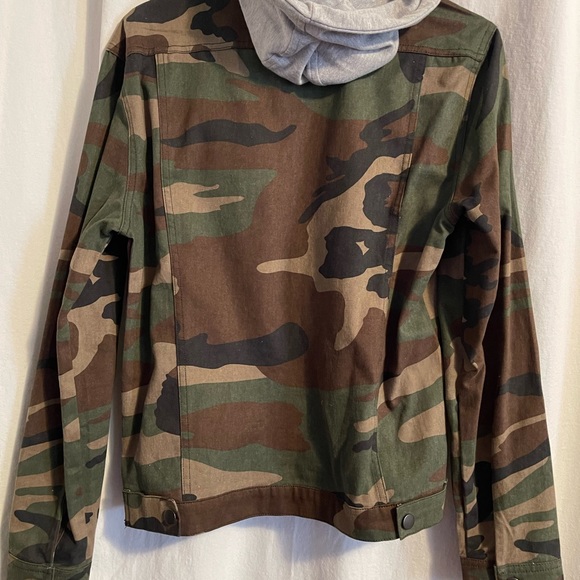 Army print jacket - Picture 2 of 4